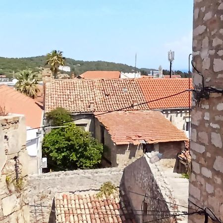 Ana Apartments Vis Kültér fotó