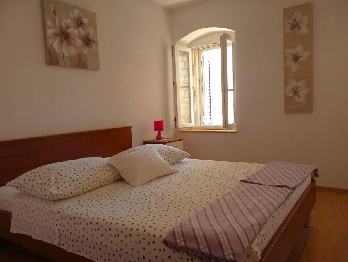 Ana Apartments Vis Kültér fotó
