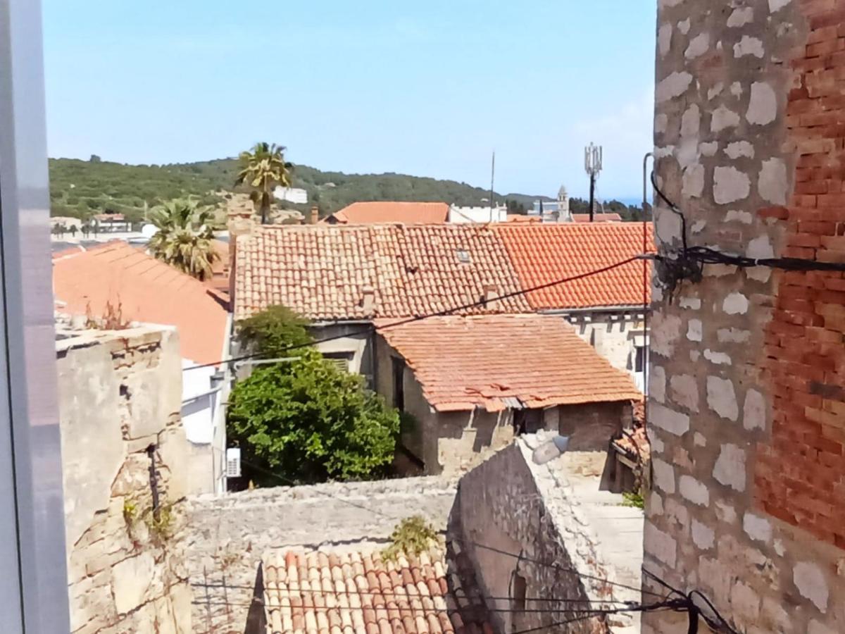 Ana Apartments Vis Kültér fotó